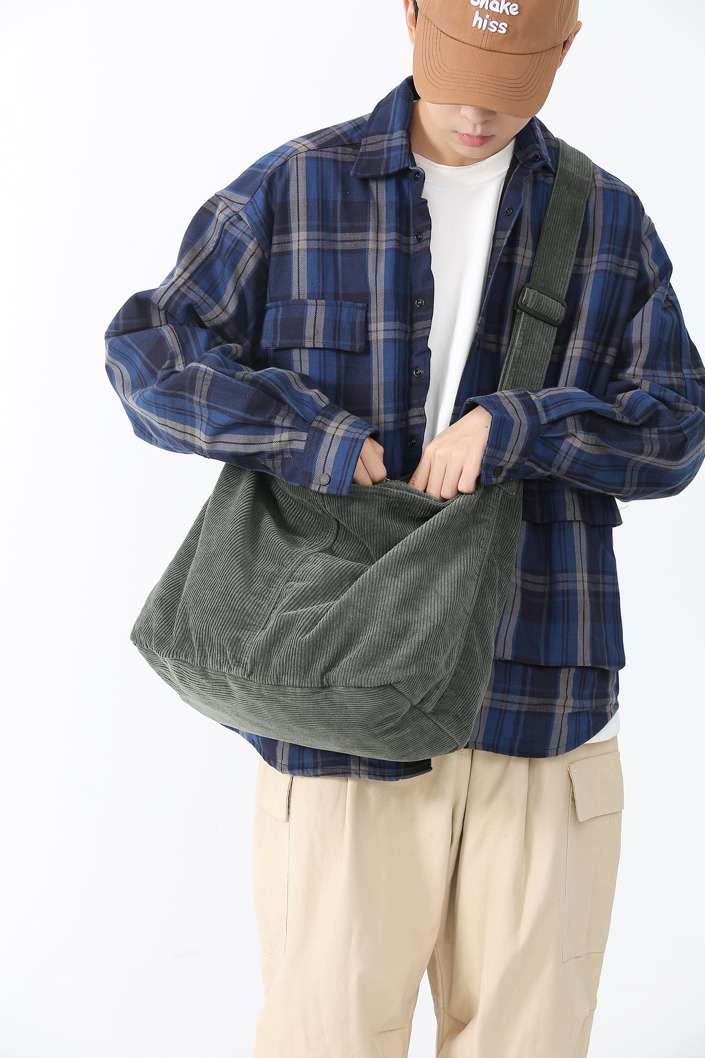 Makukke Corduryo Crossbody Bag